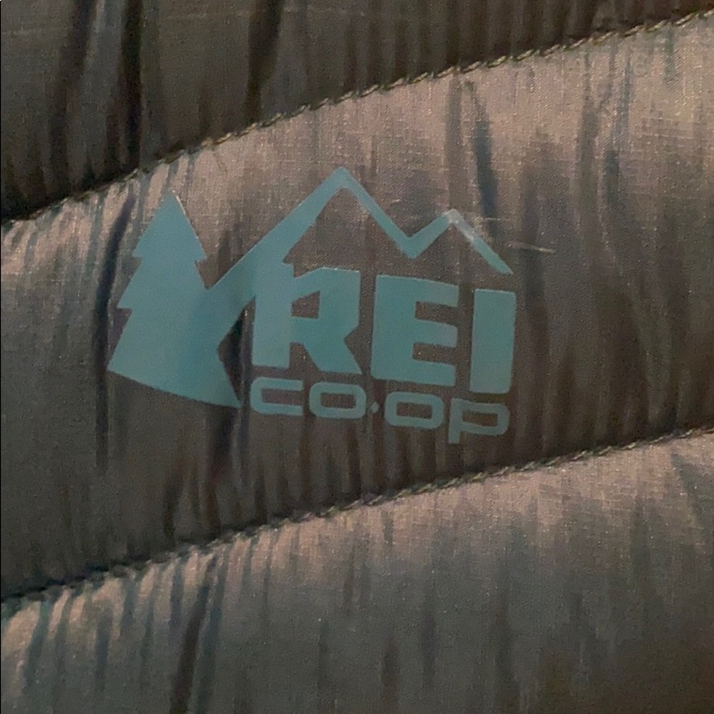 Lightweight, down jacket - Picture 2 of 5